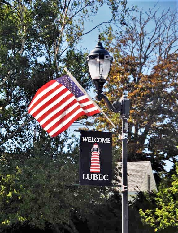 welcome sign